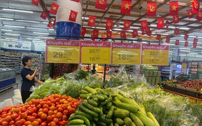 Hàng trăm đặc sản Hà Tĩnh "lên sàn", nâng tầm thương hiệu địa phương