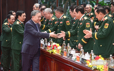 Tổng Bí thư: Thi đua là “cơm ăn, nước uống hằng ngày”
