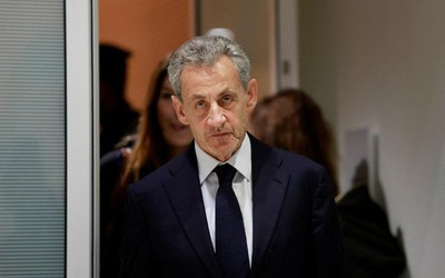 Cựu Tổng thống Pháp Sarkozy lãnh án 5 năm tù