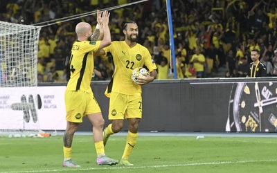 Bóng đá Malaysia hứng chịu án phạt nặng từ FIFA