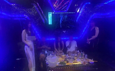 Đột kích quán karaoke, phát hiện nhiều nhân viên mặc đồ xuyên thấu phục vụ khách ở Đồng Nai