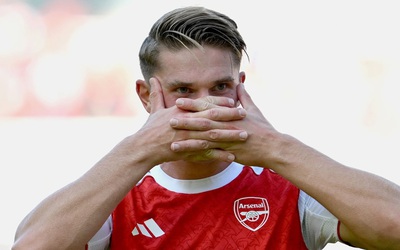Bất ngờ trước bài hát độc đáo của CĐV Arsenal dành cho Gyokeres