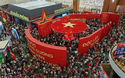 Đón gần 1,2 triệu lượt khách sau 3 ngày mở cửa: Trung tâm Triển lãm Việt Nam “gây sốt” với tiêu chuẩn vận hành chuyên nghiệp