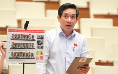 ĐBQH đem sơ đồ minh hoạ, hiến kế cách đỗ ô tô tránh mâu thuẫn, bị phá hỏng xe