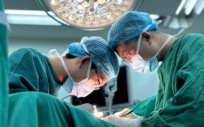 Từ khối u nhỏ ở ngón tay bất ngờ phát hiện bệnh hiếm gặp
