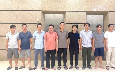 4 cán bộ kiểm lâm ở Thanh Hóa bị khởi tố vì nhận tiền "bảo kê" gỗ lậu
