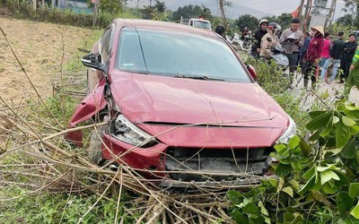 Điều tra vụ nam thanh niên lái ô tô truy đuổi đâm xe máy khiến 3 người thương vong