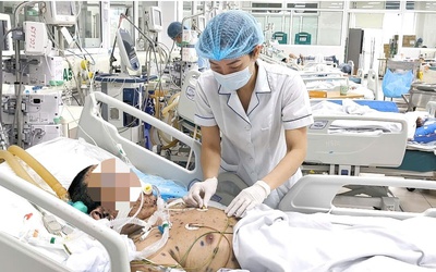 Điều trị sai cách khi mắc bệnh truyền nhiễm, bệnh nhân 36 tuổi suy hô hấp nặng