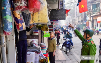 Hà Nội: Quyết tâm xoá bỏ chợ tạm, chợ cóc, lập lại trật tự đô thị tại phường Hồng Hà