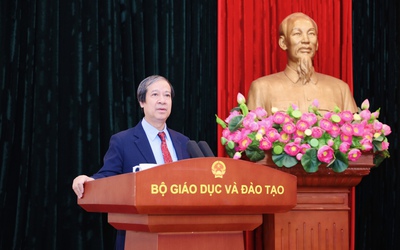 Giới thiệu Bộ trưởng Bộ GD&ĐT ứng cử ĐBQH khóa XVI