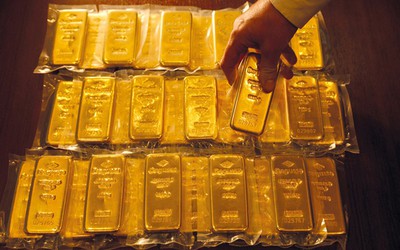 Giá vàng hôm nay 18/1: Chốt phiên cuối tuần người mua lãi 5 triệu đồng/lượng