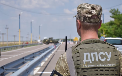 Biến động về làn sóng nam giới tuổi nhập ngũ rời Ukraine sau gần 4 năm xung đột