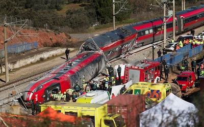 2 tàu cao tốc va chạm tại Tây Ban Nha, ít nhất 40 người thiệt mạng