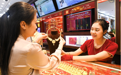 Từ ngày 9/2 người đi mua vàng phải tuyệt đối tuân thủ điều này để không bị phạt nặng