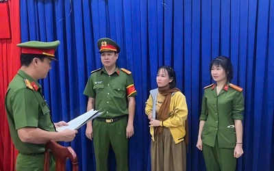 Góc nhìn pháp lý vụ bắt đối tượng làm giả giấy ủy quyền công chứng rút tiền BHXH của "con nợ"