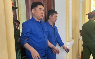 Giám đốc vận chuyển trái phép gần 13.000 tỷ đồng qua biên giới bị phạt 13 năm tù