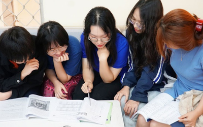 Tốt nghiệp sớm nhờ học vượt: "Làn xanh" tăng tốc tại ĐH Ngoại ngữ-ĐHQGHN có gì đặc biệt?