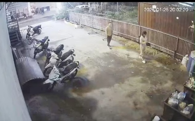 Ghen tuông, người đàn ông tấn công bạn gái ở quán karaoke