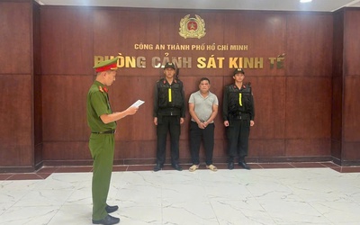 Bên trong "xưởng" sử dụng 500 tấn hoá chất ngâm 3.000 tấn thịt ốc bươu