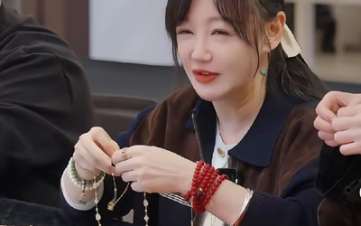 Chân dung cô gái tích sản 2kg vàng, giờ giá vàng tăng "chóng mặt", ai cũng xin bí quyết