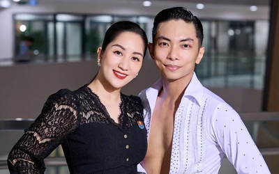 Phút ngẫu hứng của vợ chồng Khánh Thi - Phan Hiển gây "sốt" mạng xã hội