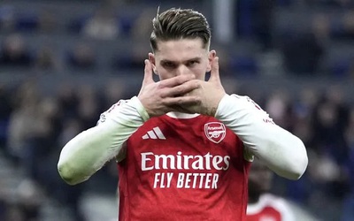 Declan Rice ca ngợi Gyokeres dù tiền đạo Thụy Điển tiếp tục tịt ngòi