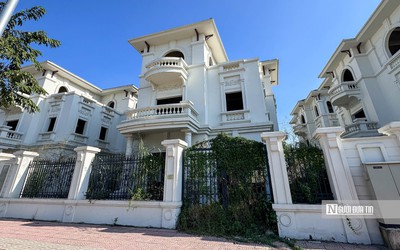 Loạt biệt thự triệu đô bị bỏ hoang ở phía Tây Thủ đô
