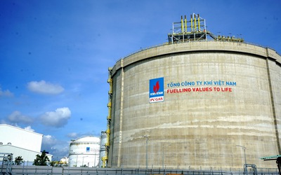 Không đáp ứng tiêu chí công ty đại chúng, cổ phiếu GAS vẫn tăng trần