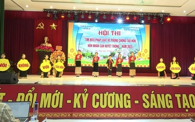 Tăng cường tuyên truyền pháp luật, xoá tập tục có hại cho phụ nữ và trẻ em DTTS Nghệ An