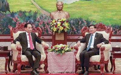 Đặc phái viên của Tổng Bí thư Tô Lâm đến Vientiane chúc mừng thành công của Đại hội XII Đảng NDCM Lào
