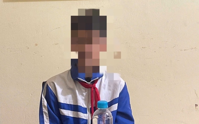 Nam sinh lớp 7 đăng clip liên quan đến vũ khí, bạo lực lên TikTok vì thấy "ngầu"