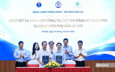 Hà Nội ra mắt quầy hỗ trợ đăng ký khai sinh tại bệnh viện Phụ sản Hà Nội