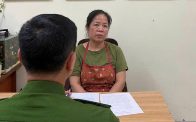 Bắt người phụ nữ chửi bới người khác, để đồ đạc chắn lối đi chung
