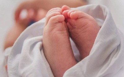Đang xem phim, người phụ nữ 32 tuổi bất ngờ sinh con ngay tại rạp