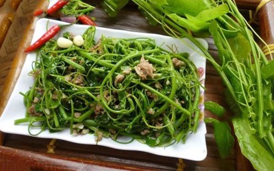 Loại rau dại có tên "bốc mùi" nhưng là vị thuốc hỗ trợ tiêu hóa và giải độc