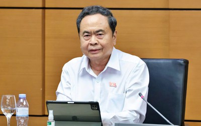Chủ tịch Quốc hội: "Dòng đường, dòng điện, dòng nước sẽ tạo ra dòng đời tươi sáng"