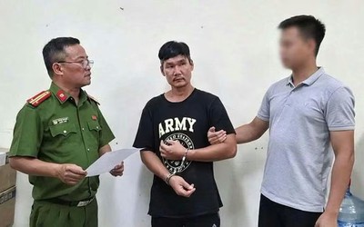 Khởi tố đối tượng cầm dao truy đuổi, tấn công cán bộ công an
