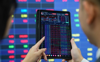 VN-Index hồi phục, nhà đầu tư vẫn cần tiếp tục chú ý