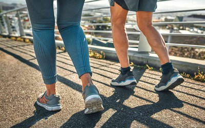 "Đi bộ kiểu Nhật" 30 phút mỗi ngày suốt 5 tháng, cơ thể thay đổi thế nào?