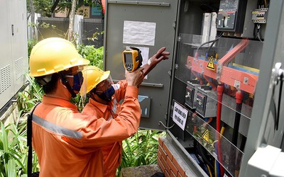 Khẩn trương xem xét phương án giảm giá điện từ đầu tháng 11/2026