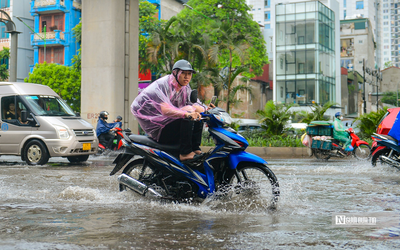 Miền Trung sắp có mưa to dồn dập, tâm điểm ở đâu?