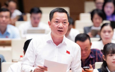 "Không để mỗi mùa thi đến học sinh, phụ huynh lại thấp thỏm chờ quy định mới của Bộ"