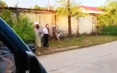 3 mẹ con giáo viên bị người đàn ông tấn công, bé 6 tuổi tử vong