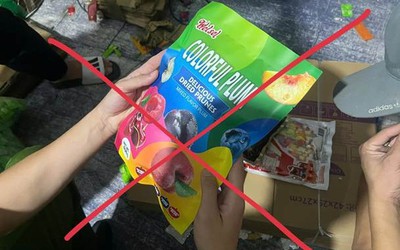 Khởi tố chủ cơ sở làm giả xuất xứ 19,3 tấn bánh kẹo