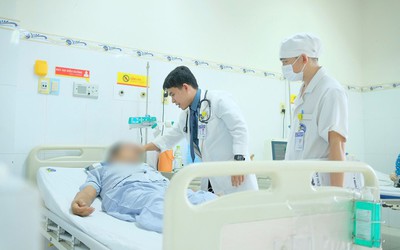 Người đàn ông 57 tuổi nhập viện cấp cứu sau bữa tối, bác sĩ cảnh báo dấu hiệu nguy hiểm