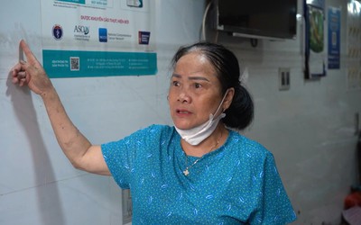 Hầm xe khu dân cư ở Tp.HCM ngập ngang cổ: "Nước dâng cuồn cuộn như dòng sông"