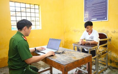 Khởi tố kẻ dùng dao tấn công 3 mẹ con cô giáo ở Cà Mau