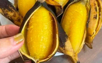 Việt Nam có loại chuối "lạ", phải luộc chín mới ăn được, cứ ra chợ là thấy