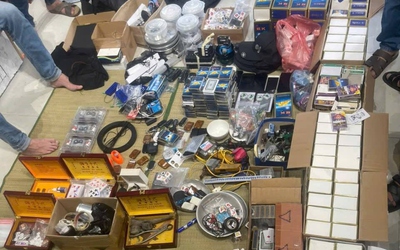 Triệt phá 2 điểm mua bán số lượng lớn thiết bị phục vụ đánh bạc bịp