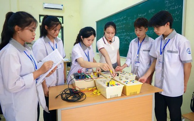 Tách khỏi “khung” phổ thông, giáo viên GDTX có chế độ làm việc riêng